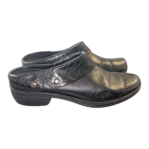 Unbranded Shoes - Women's Leather Clogs, Black Textured, Size 8.5, Low Heel